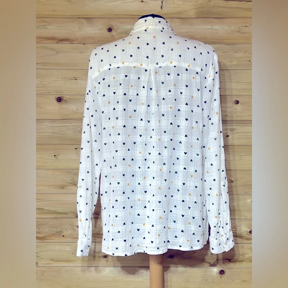M&CO Heart Print Blouse - Picture 2 of 12